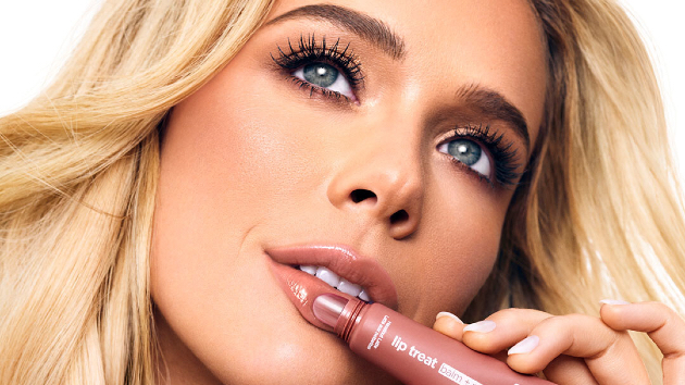 'Beautiful Things': Megan Moroney will 'Be Unforgettable' in new cosmetics campaign